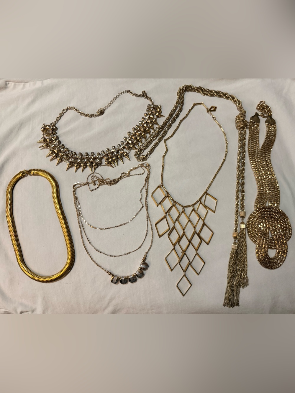Vintage Women's Fashion Mixed Lot 6 Statement Necklaces Gold Tone Mixed Metals